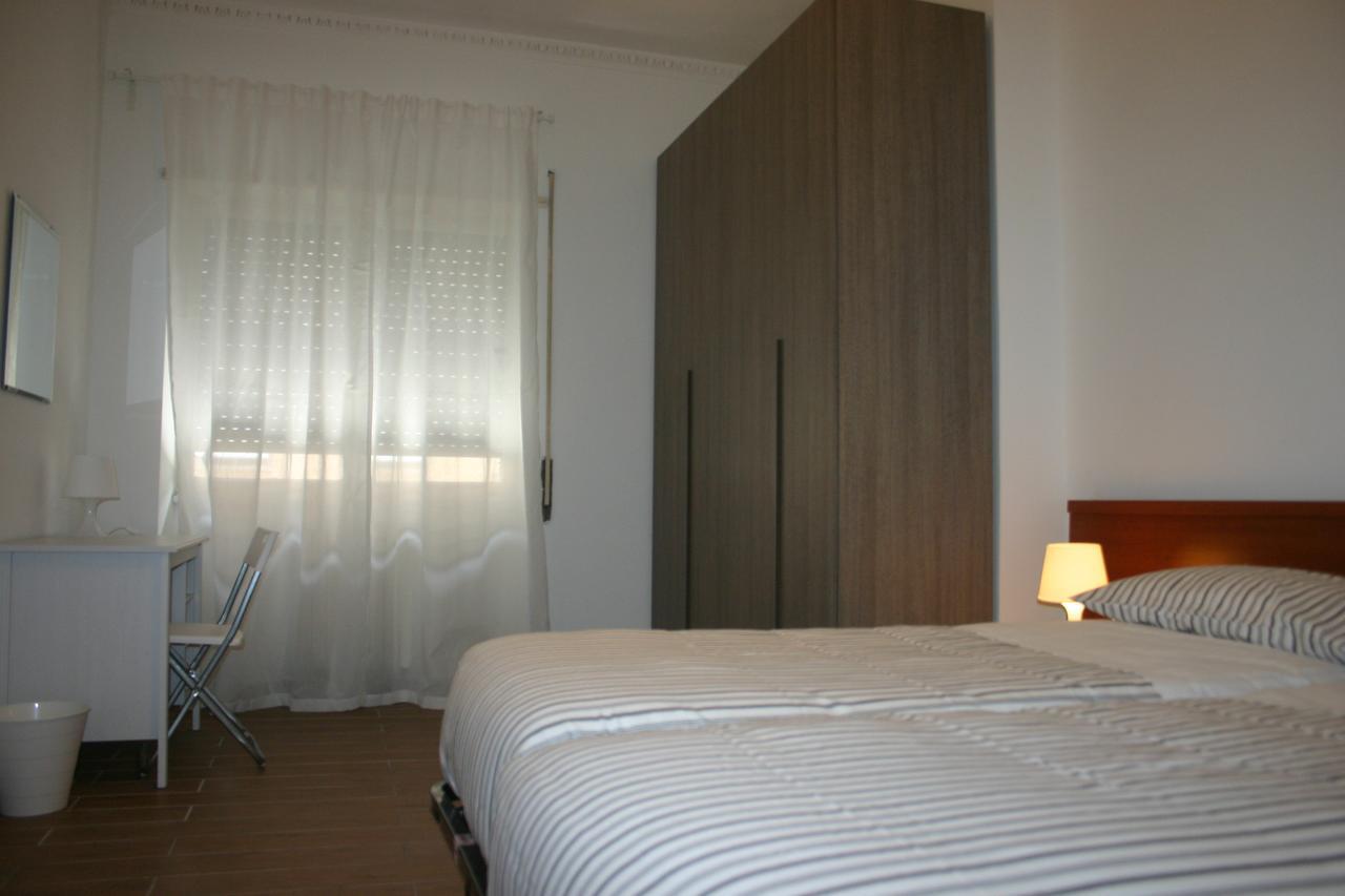 Vittoria Guest House Roma Oda fotoğraf